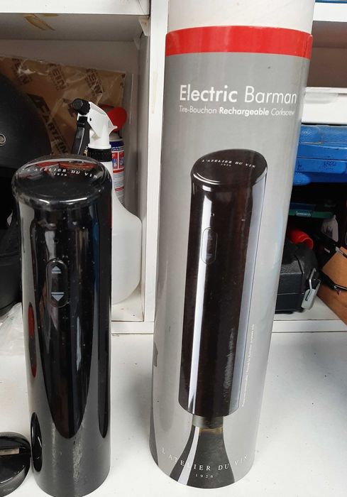 Saca Rolha Elétrico quase sem uso