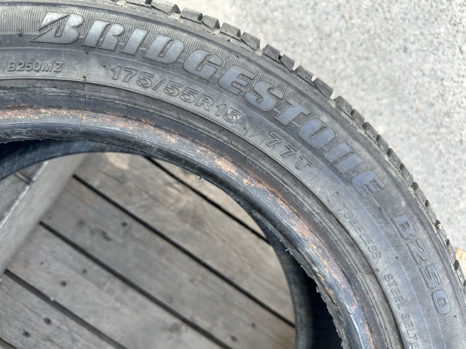 Шини 175 55 15 77T Bridgestone B250 пара