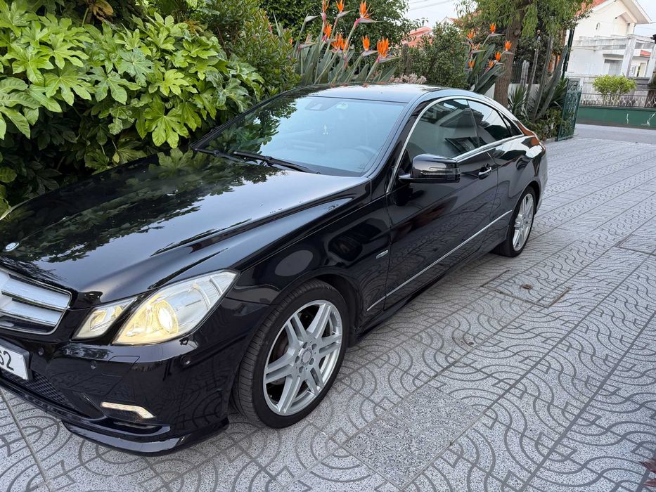 Mercedes E250 Coupé AMG COMO NOVO