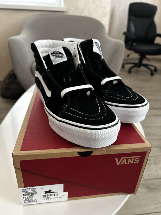 Vans Sk8-Hi Platform Black/White–легендарные высокие кеды 41р.,26,5см