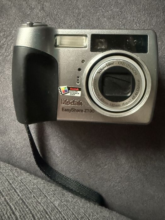 Aparat fotograficzny Kodak Z730