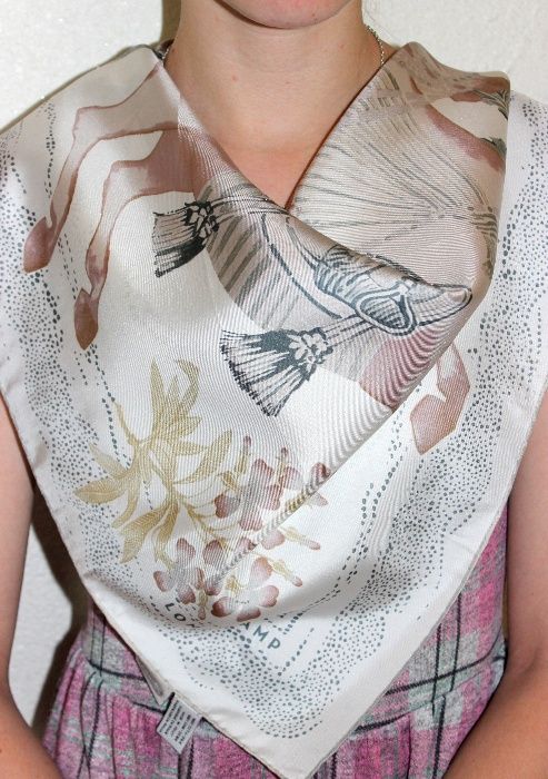 Роскошный платок Longchamp оригинал 100% шёлк