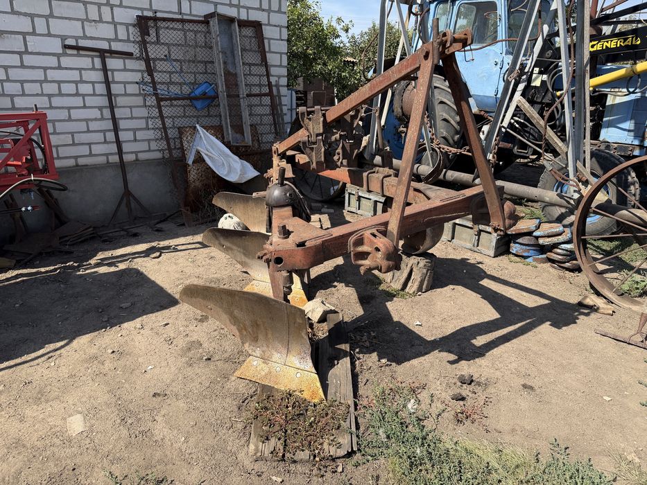 Продам Плуг ПЛН 4