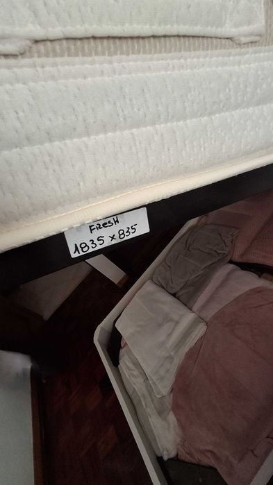 Cama de solteiro 190x90cm