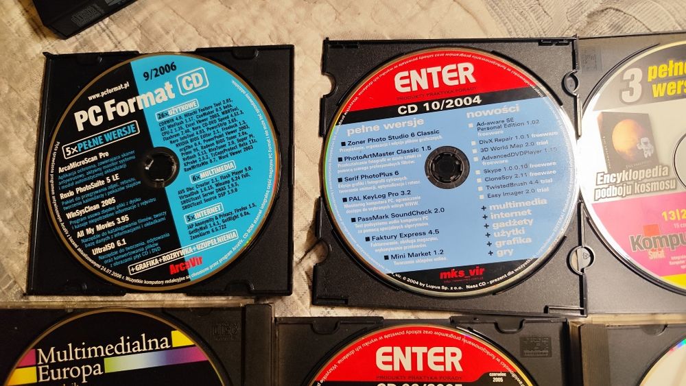 Gry i programy Enter i Komputer Świat 6 sztuk