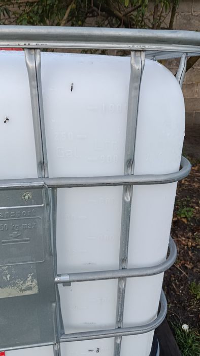 Mauzer 1000 litrów  2 sztuki