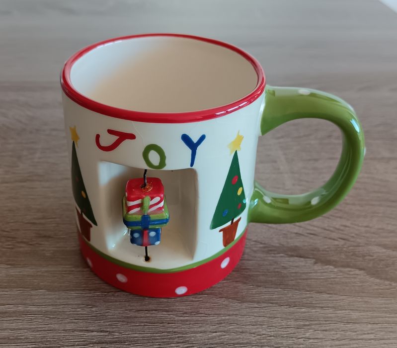 Caneca para bebidas com motivos de Natal.