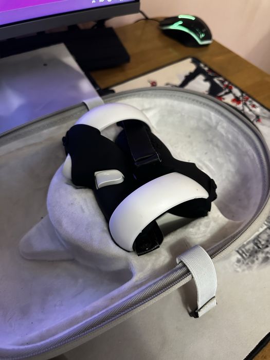 Окуляри VR Meta Qwest 2 128GB