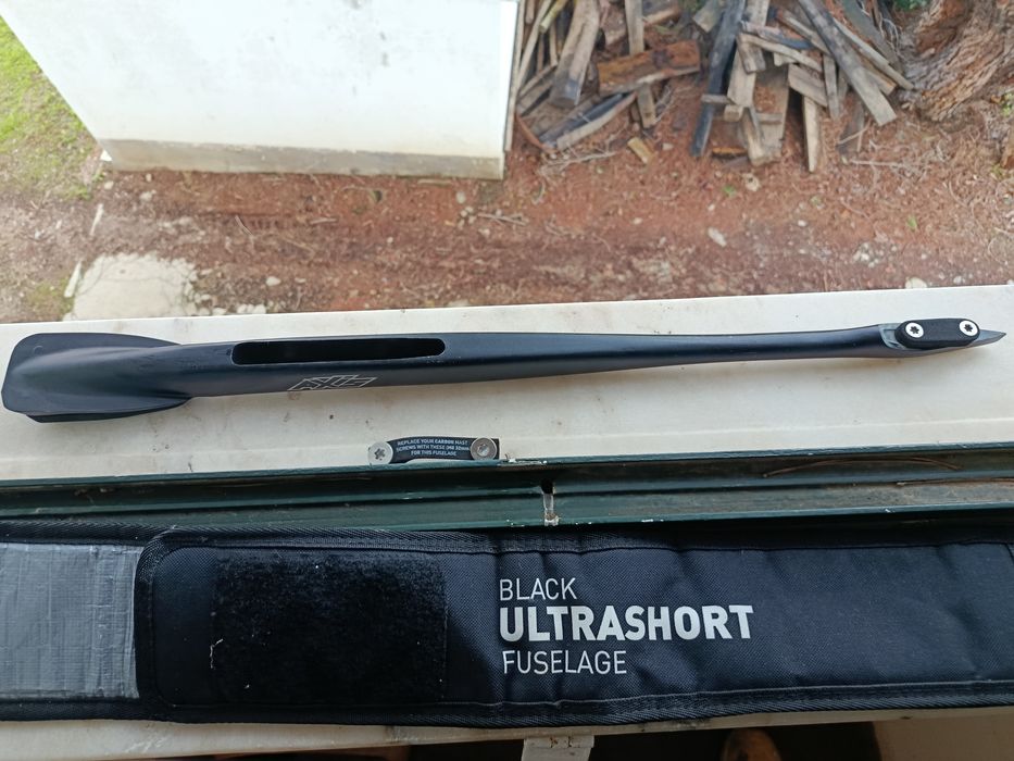 Axis Black Advance Fuse Ultrashort 643mm