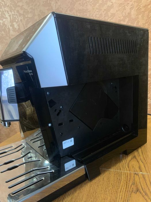 Кавоварка, Кавомашина Delonghi PrimaDonna CLASS ECAM 556.55 SB