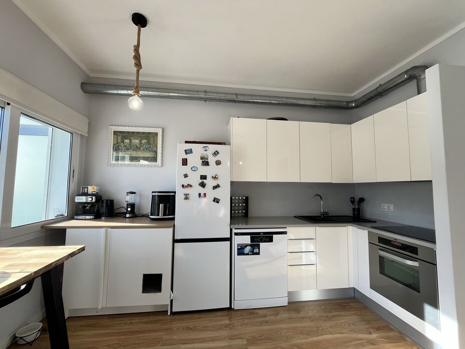 Vende-se Apartamento T1 no Centro de Leiria – Mobilado e Equipado