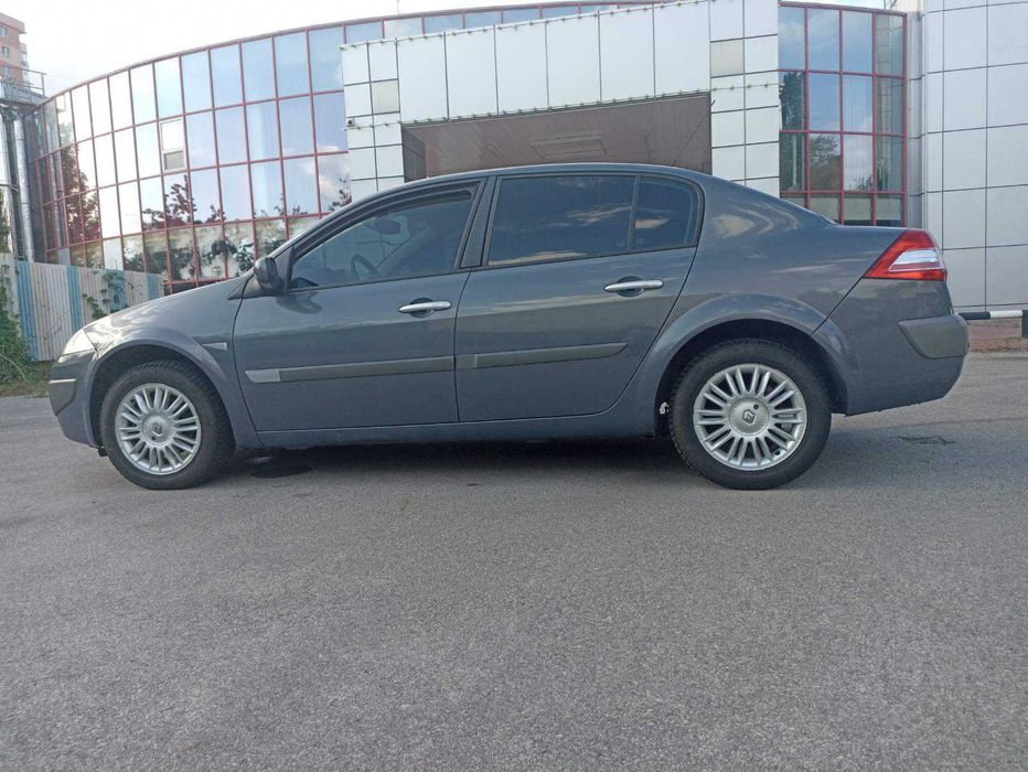 Продам Renault Megane 2006 в отличном состоянии.