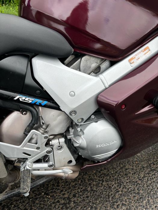 Продам мотоцикл VFR 800