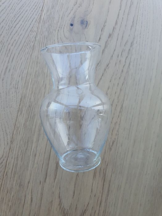 Ваза скляна, вис. 16 см