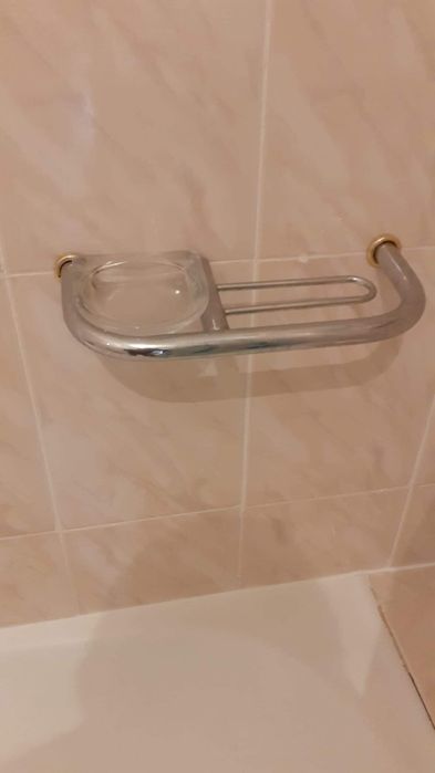 Conjunto toalheiro + espelho p/ casa-de-banho em Inox