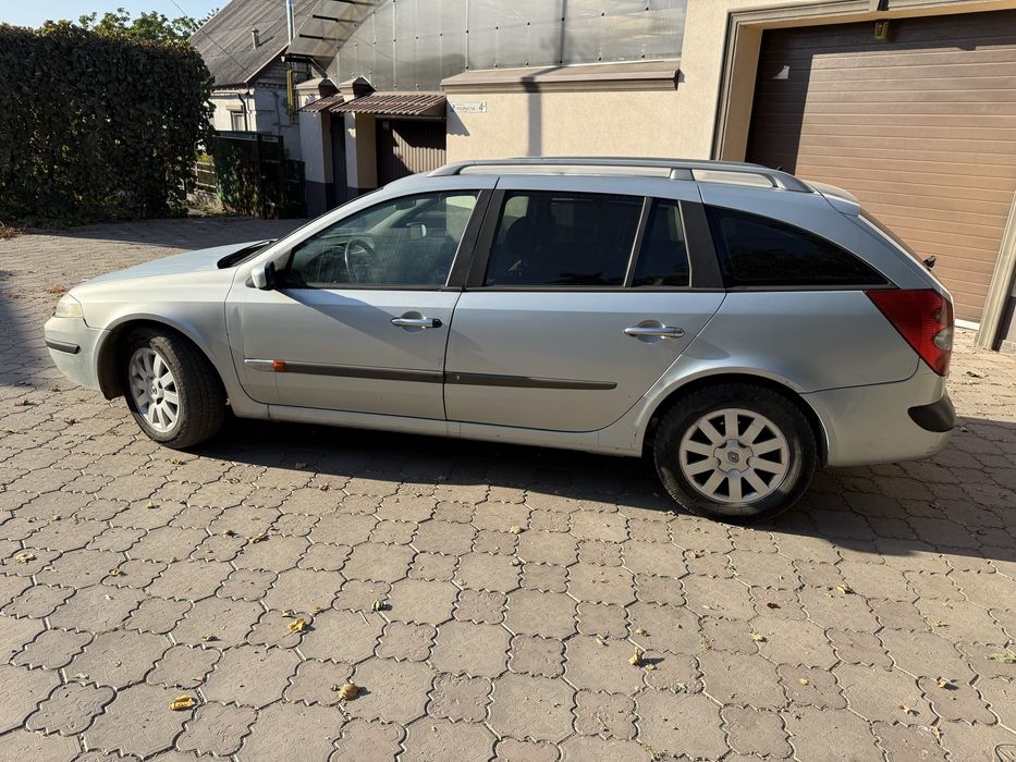 Renault Laguna. 2.0 Бензин. 2004 год. Автомат.