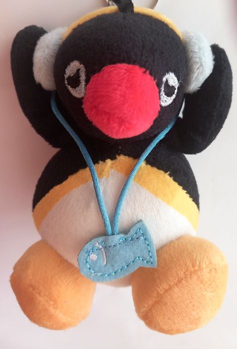 Nowa maskotka Pingu w sluchwkach, figurka z bajki