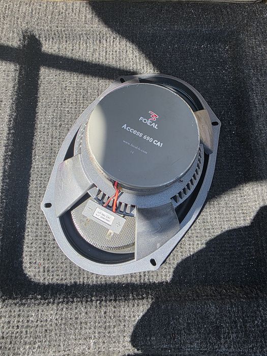 Radio USB Pioneer e Colunas Ovais Focal