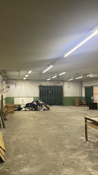 Pavilhao Industrial Para alugar Bairro