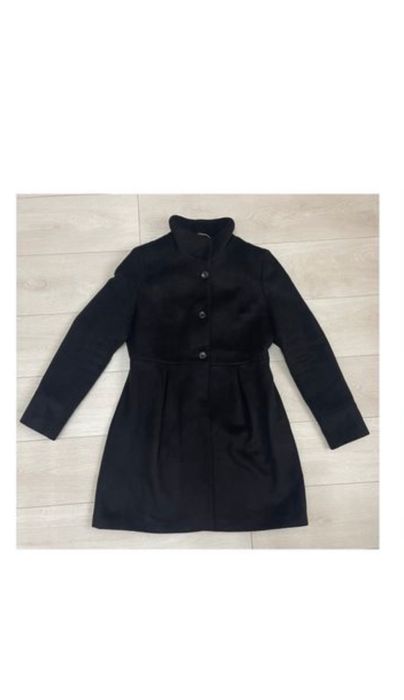 Пальто чорне MOTIVI