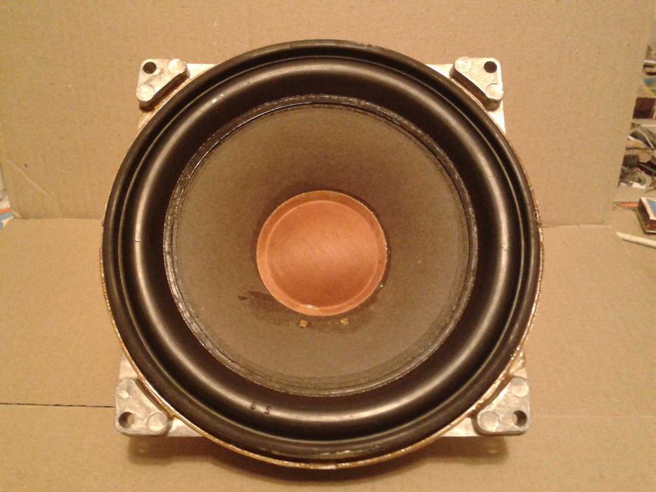 Динамик 10ГД-30Б производства БРЗ 1981 год