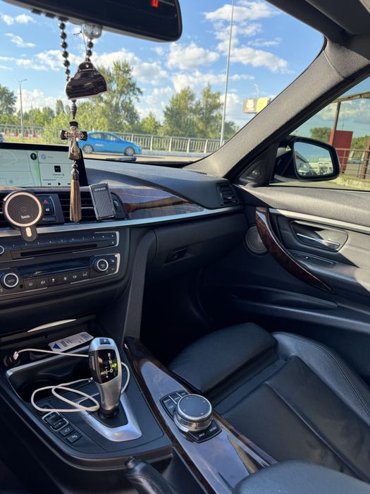 BMW f30 328 2013 год