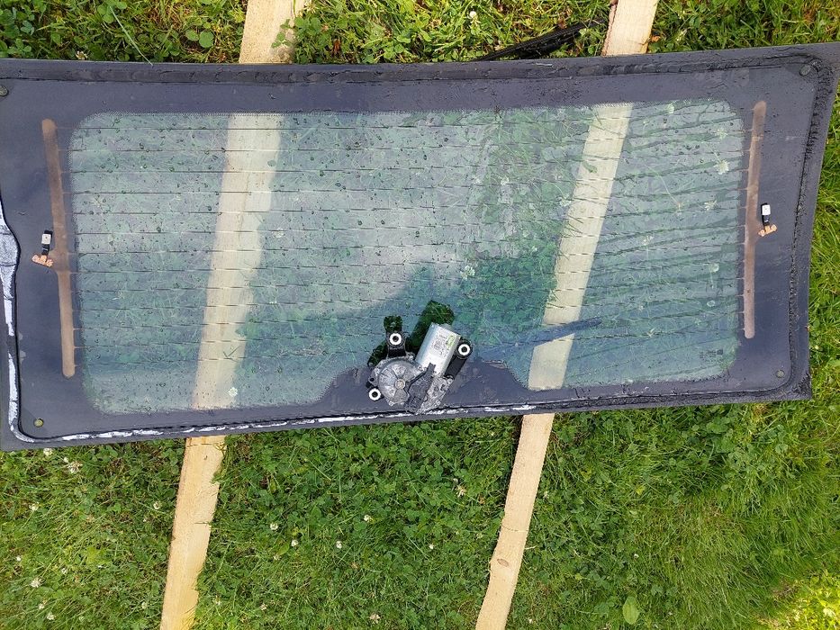 Szyba tylna do merivy