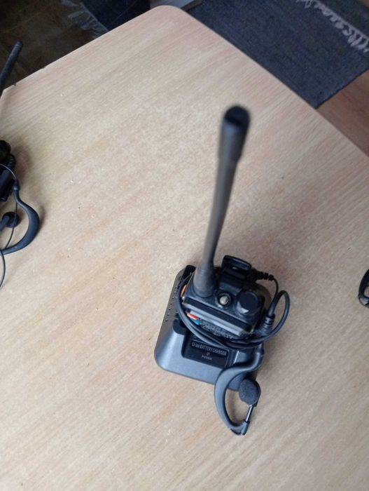 trzy radiotelefony baofeng  Uv-5r