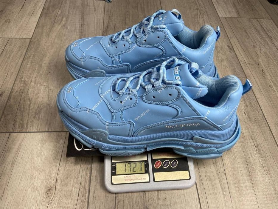 Оригінальні кросівки Balenciaga Triple S