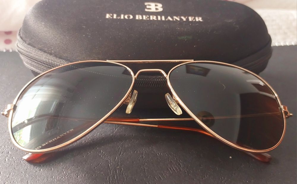 Óculos de sol marca Elio Berhanyer unisexo