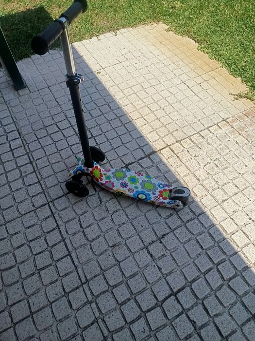 Trotinete de 3 rodas