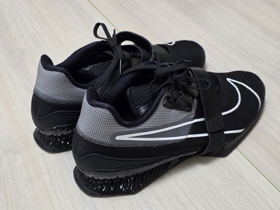 Нові чоловічі штангетки кросівки для важкої атлетики Nike Romaleos 4