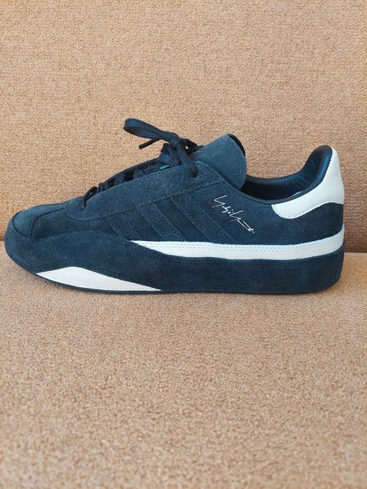 Y- 3 GAZELLE  sport stile