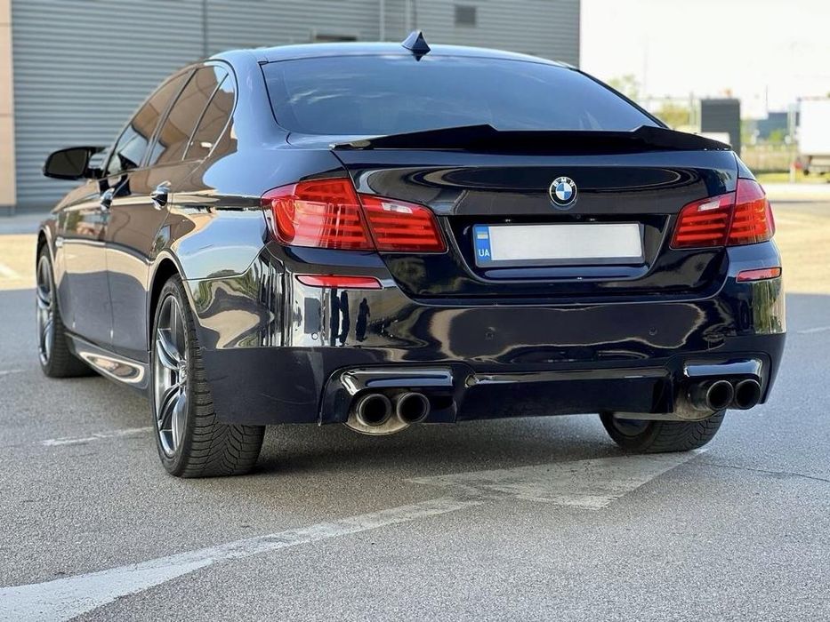 Задний бампер M5 стиль BMW 5 Series F10 2010 2011 2012 2013 2014 2015 2016 2017