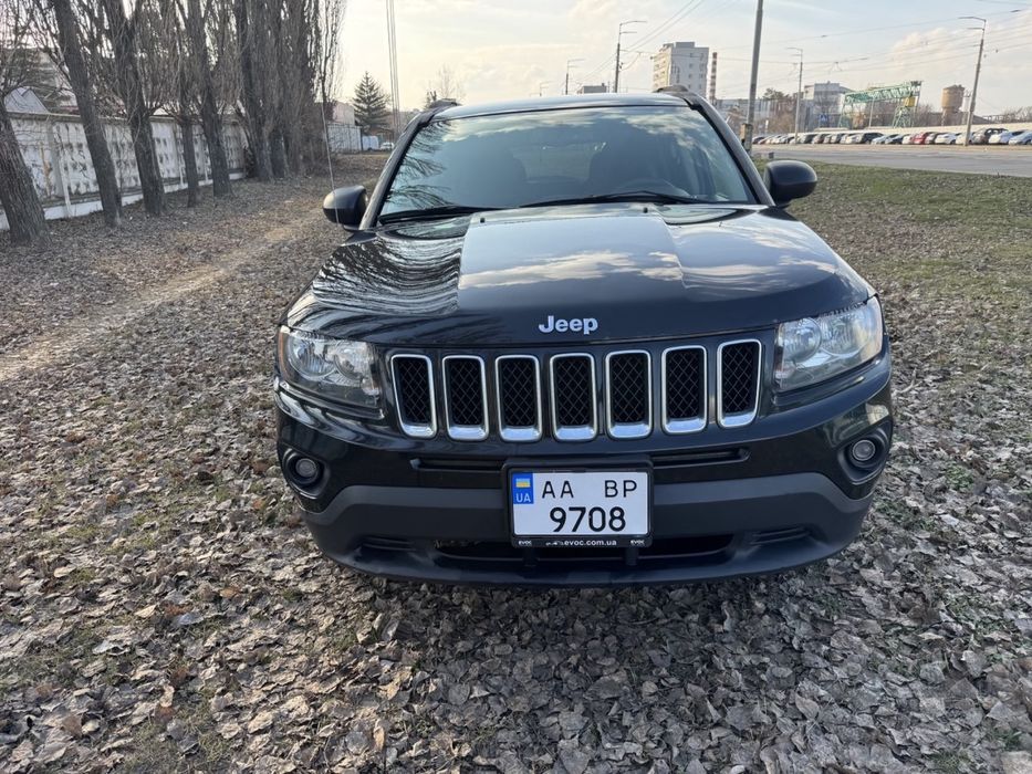 Продаж автомобіля Jeep Compass 2015