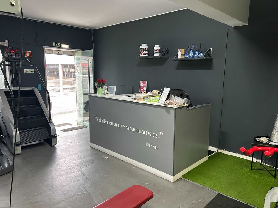 Trespasse Ginásio Totalmente Equipado e Funcional