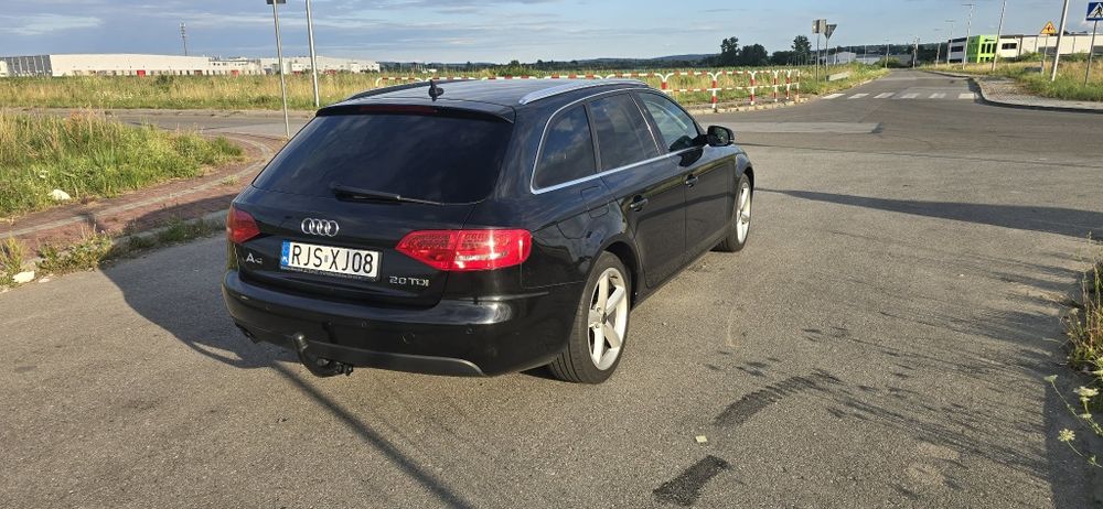 AUDI A4 B8 2010r 2.0 tdi 2010r