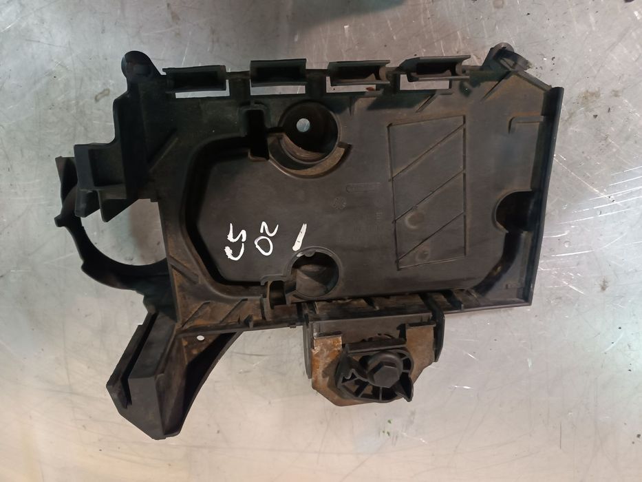 BASE DA BATERIA CITROEN C5 01-08 9632648580