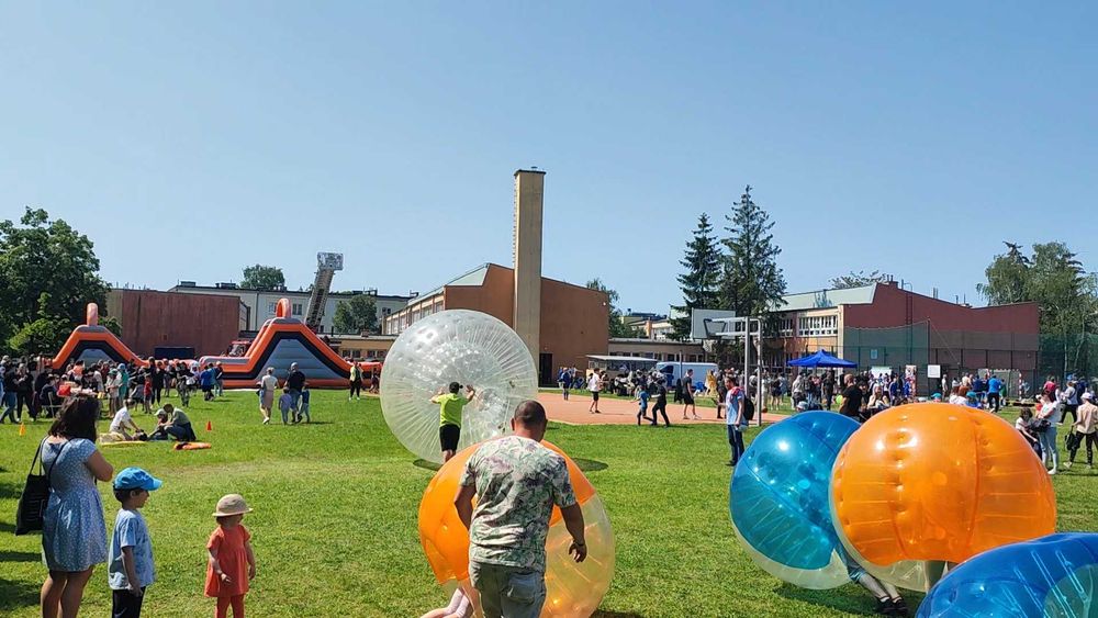 Dmuchańców wynajem dmuchaniec wypożyczenie Wodne dmuchańce Zorb