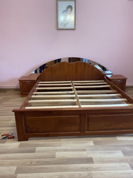 Ліжко двоспальне