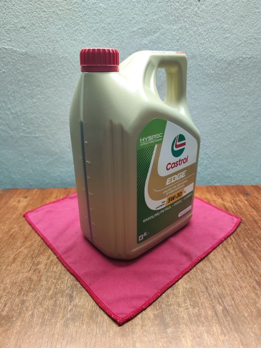 ТЕРМІНОВО! !!! Моторне мастило Castrol Edge 5W-30 LL 4 літра