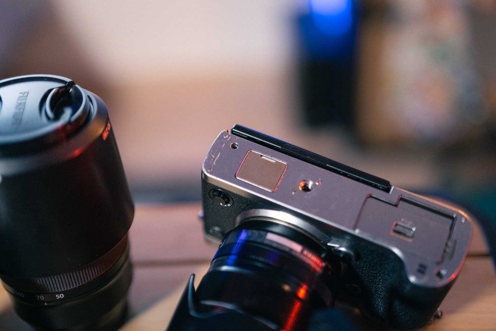 Pack Fujifilm X-T3 + 3 lentes + Fringer EF-FX Pro II + cage + baterias