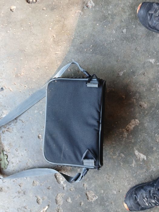 mala em bom estado como se encontra-se nas fotografias