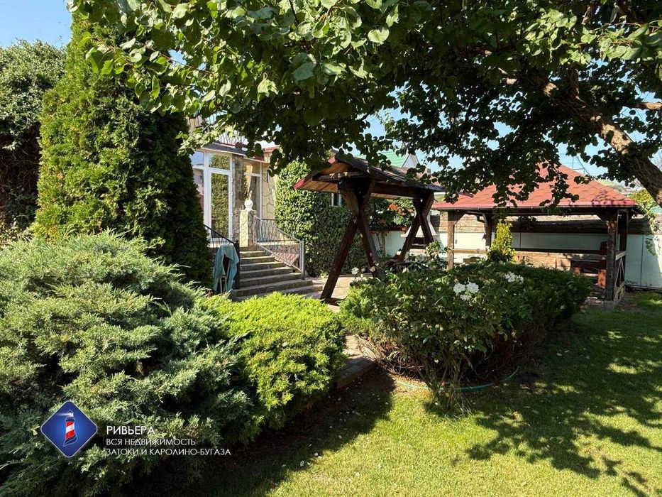 Продам дом у моря в Каролино-Бугазе.