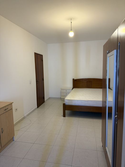 Quartos para alugar em Seixal ( Torre da Marinha )