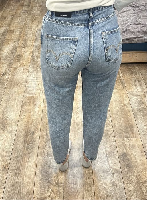 Джинси жіночі мом