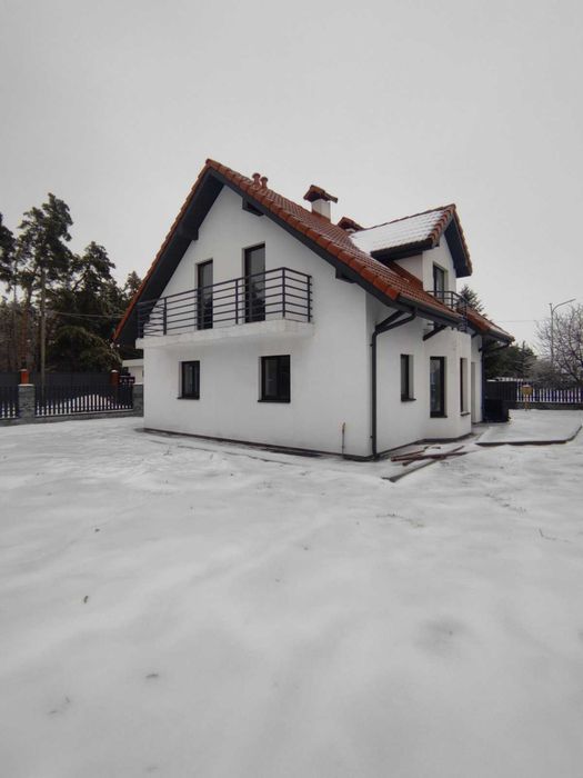 Будинок поблизу Борисполя 25 км від Києва Закрите котеджне містечко