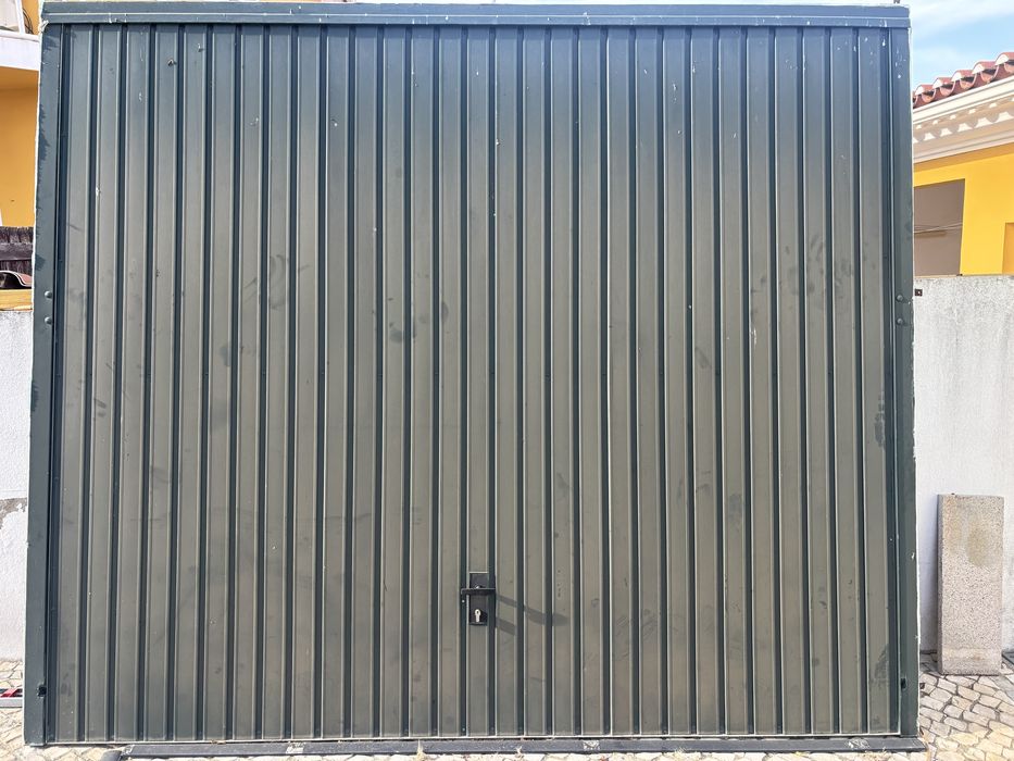 2 Portões de garagem