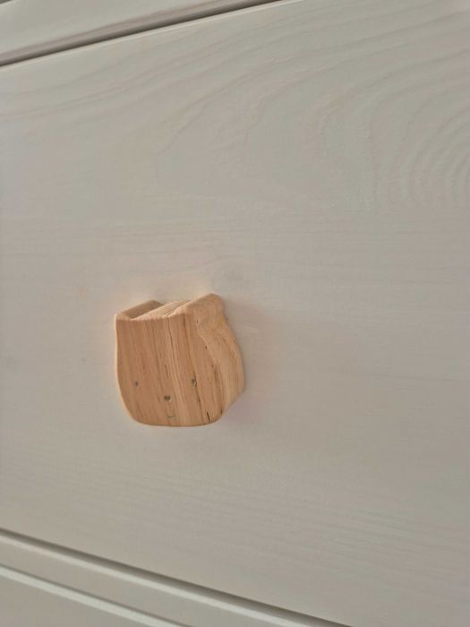 Cómoda HEMNES da IKEA, branca, em bom estado