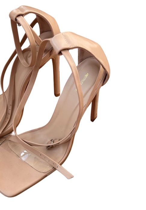 лот жіночих речей